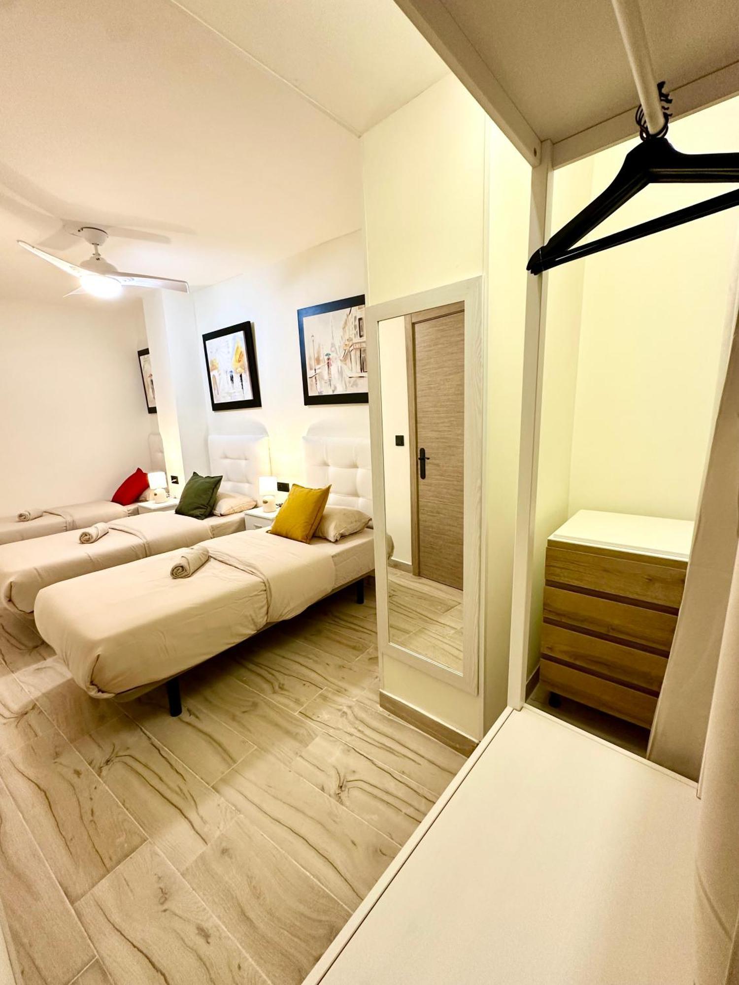 La Reina Apartment By The Sea Аликанте Екстериор снимка